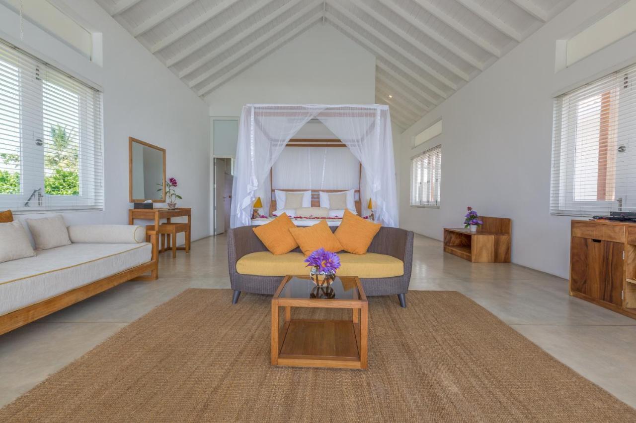Sri Sharavi Beach Villas & Spa - With 43 Metre Saltwater Infinity Pool Mirissa Kültér fotó