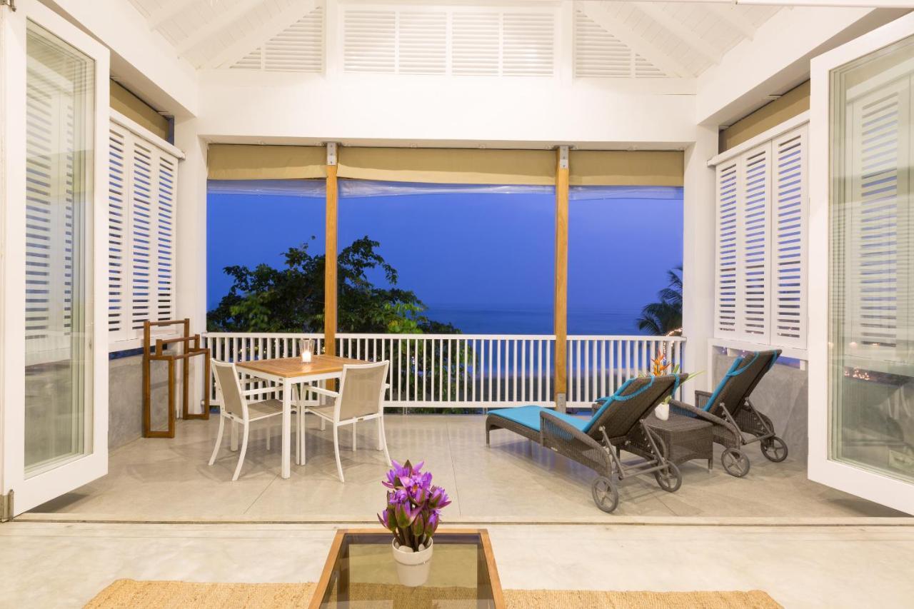 Sri Sharavi Beach Villas & Spa - With 43 Metre Saltwater Infinity Pool Mirissa Kültér fotó