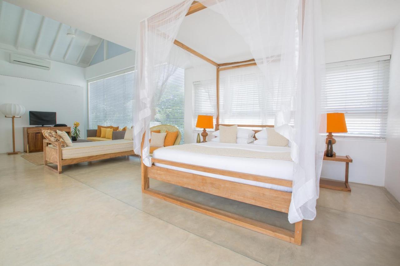 Sri Sharavi Beach Villas & Spa - With 43 Metre Saltwater Infinity Pool Mirissa Kültér fotó