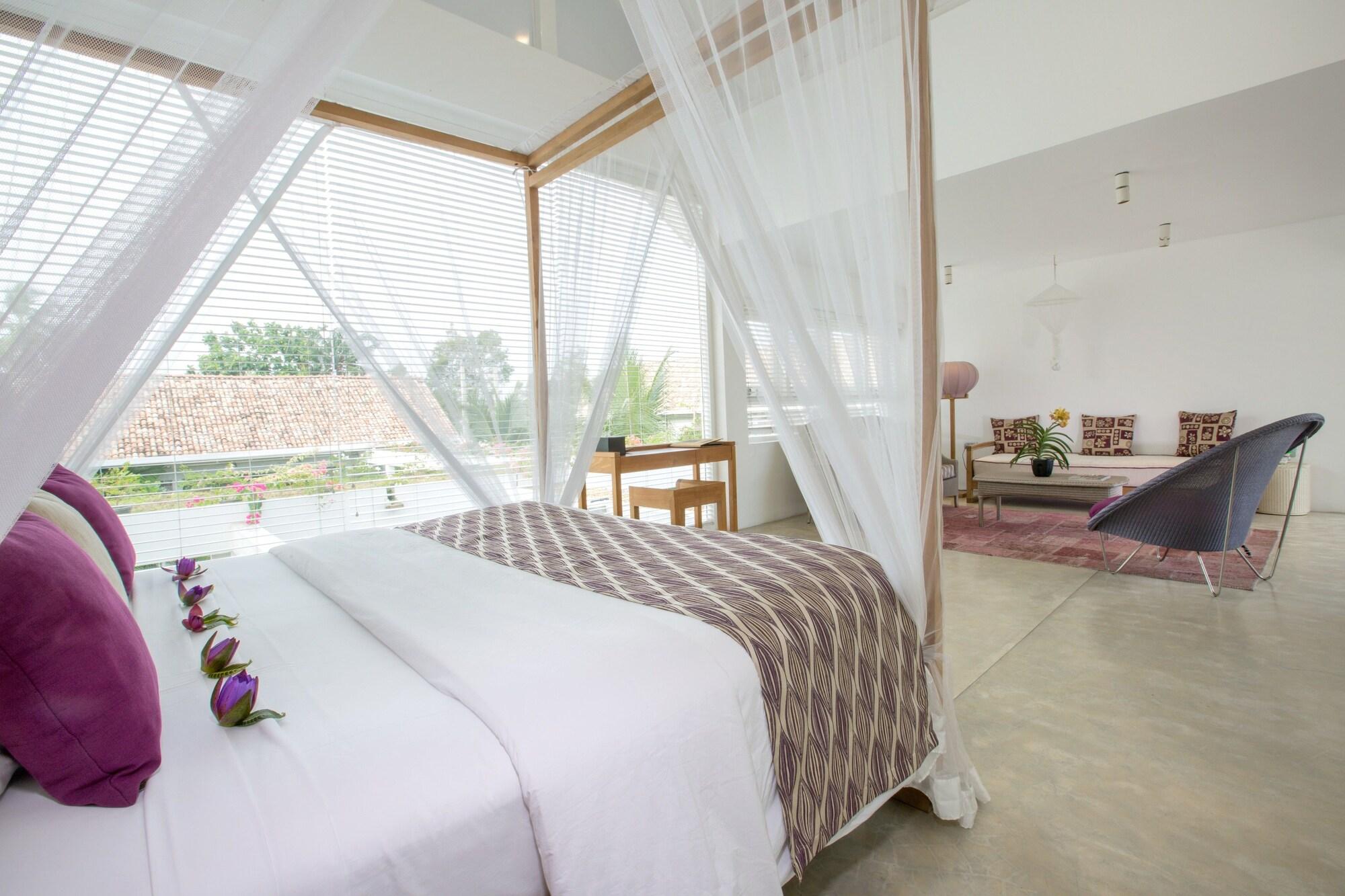 Sri Sharavi Beach Villas & Spa - With 43 Metre Saltwater Infinity Pool Mirissa Kültér fotó